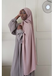 Dusty pink opaque chiffon hijab